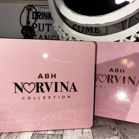 Anastasia Beverly Hills Norvina Volume 4 Face & Body Palette - Picture 2 of 5
